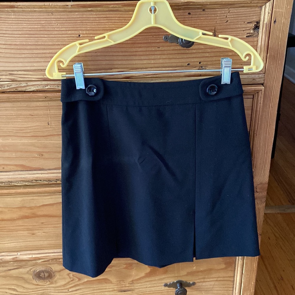 Black pleated skirt